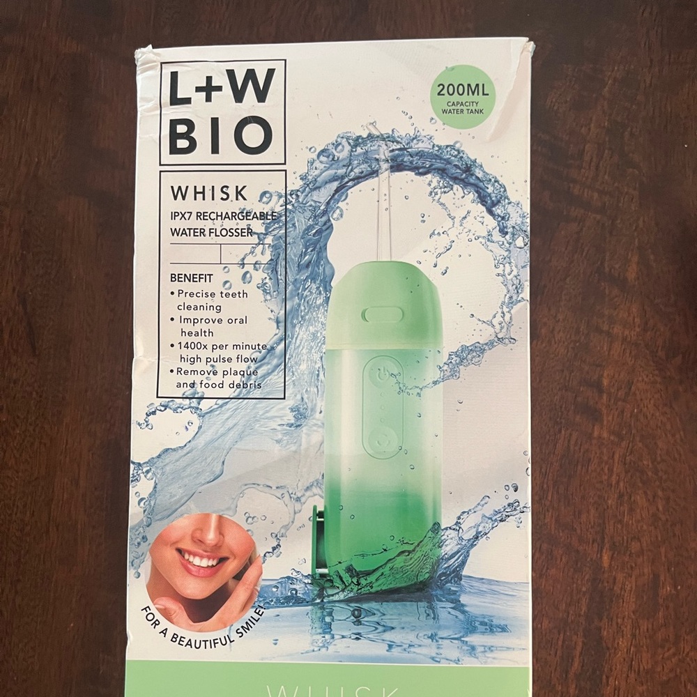 Luxe and willow water flosser